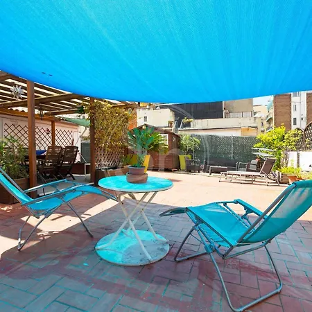 Con Terraza En Poble Sec Apartment *