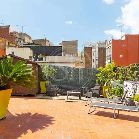 Con Terraza En Poble Sec
